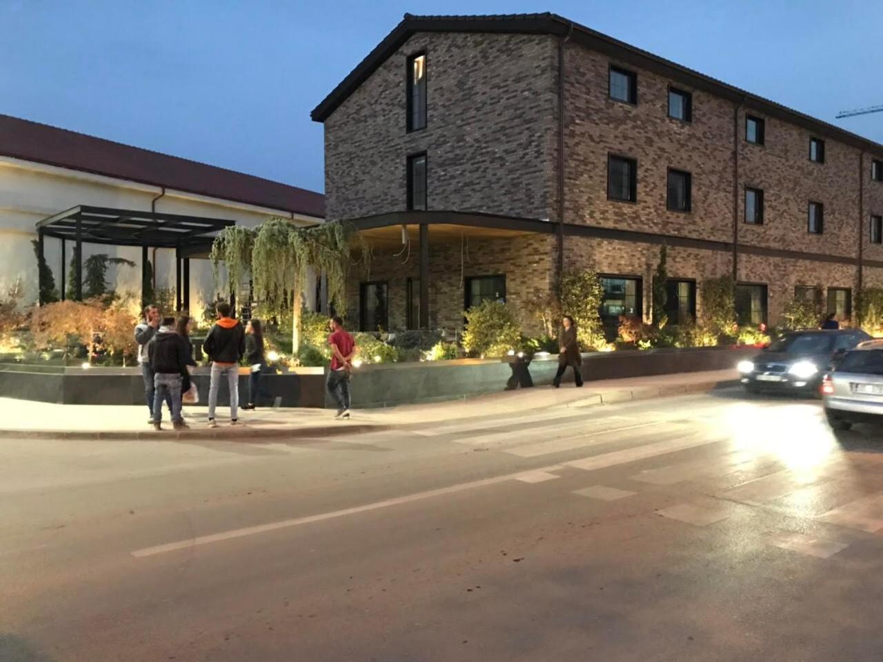 Hotel Rubis Ferizaj Exterior photo
